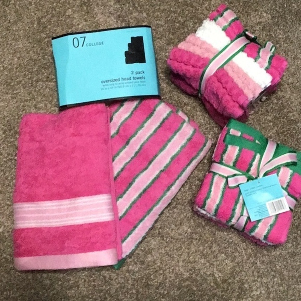 New 2 hair towels & 16 wash cloths